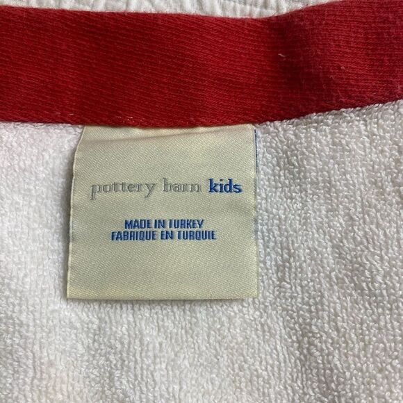 Pottery Barn Kids Red Fish Towel Set - Picture 6 of 6